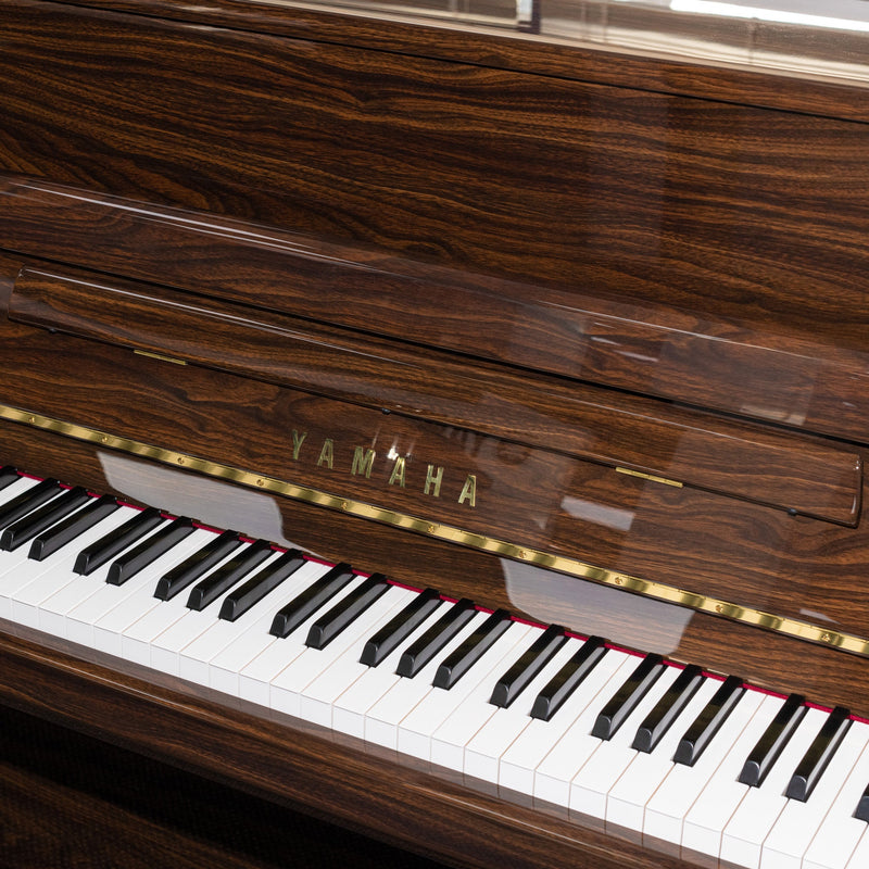 Yamaha b2 upright piano - Polished Walnut