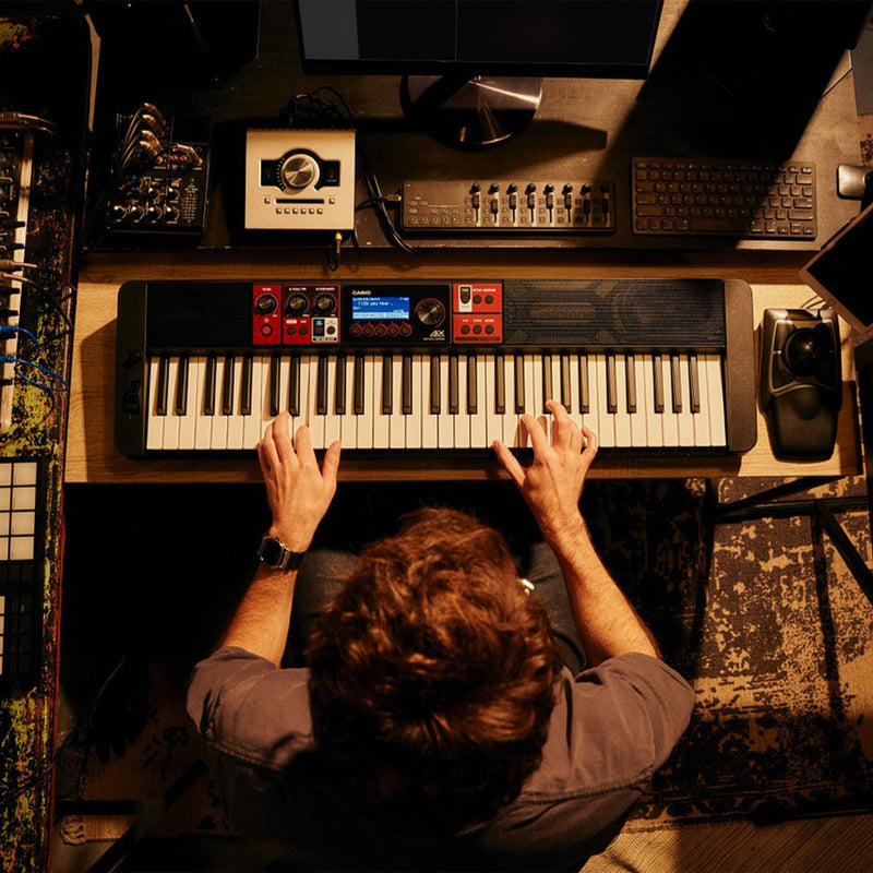 Casio CT-S1000V portable keyboard