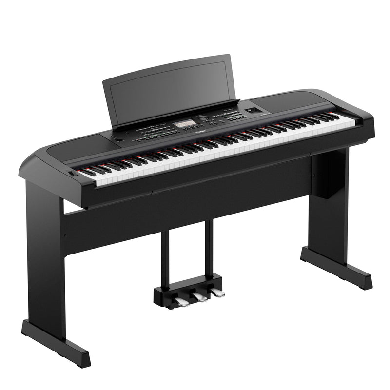 Yamaha DGX670 'portable grand' digital piano - Black