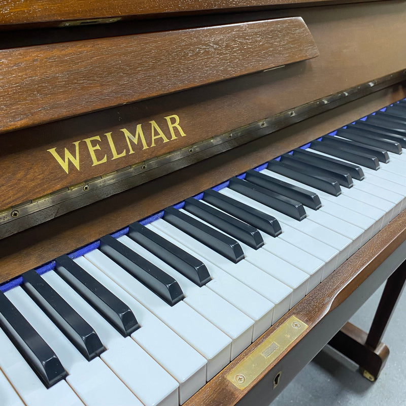 Pre-owned Welmar Model B upright piano in mahogany satin