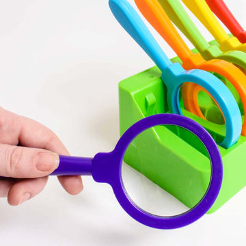 Magnifiers in stand (Pack of 6)