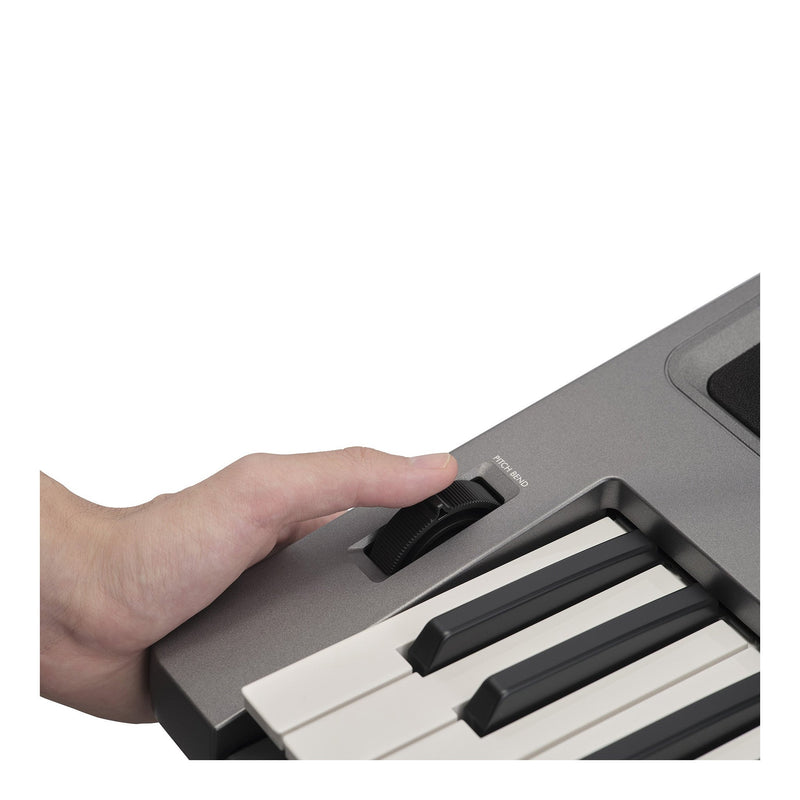Yamaha PSR-I300 portable keyboard