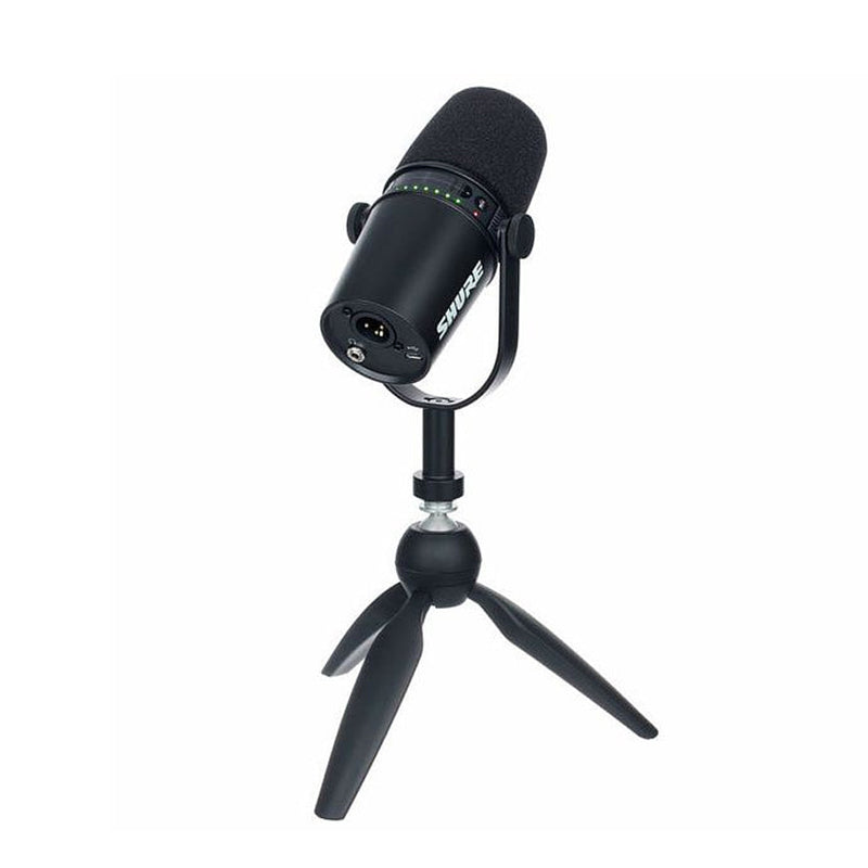 Shure MV7 podcasting kit
