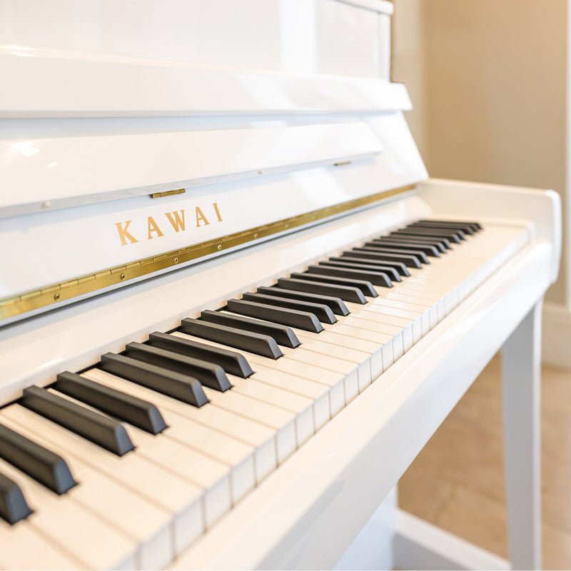 Kawai K-200 upright piano - Polished White