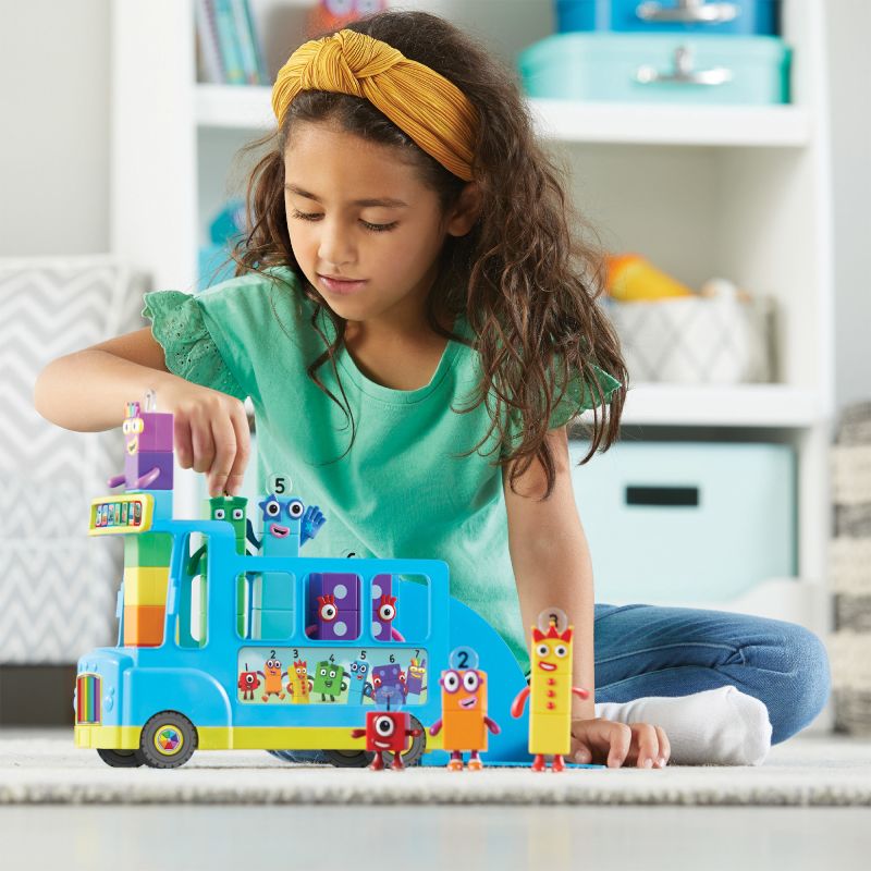 Numberblocks® Rainbow Counting Bus