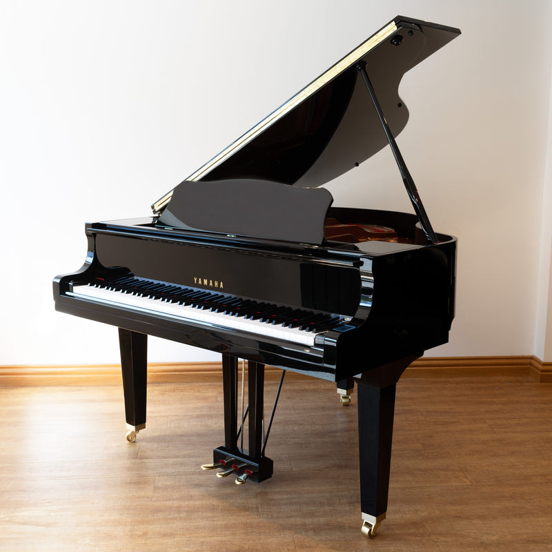 Pre-owned Yamaha GB1 baby grand piano in polished ebony - A1