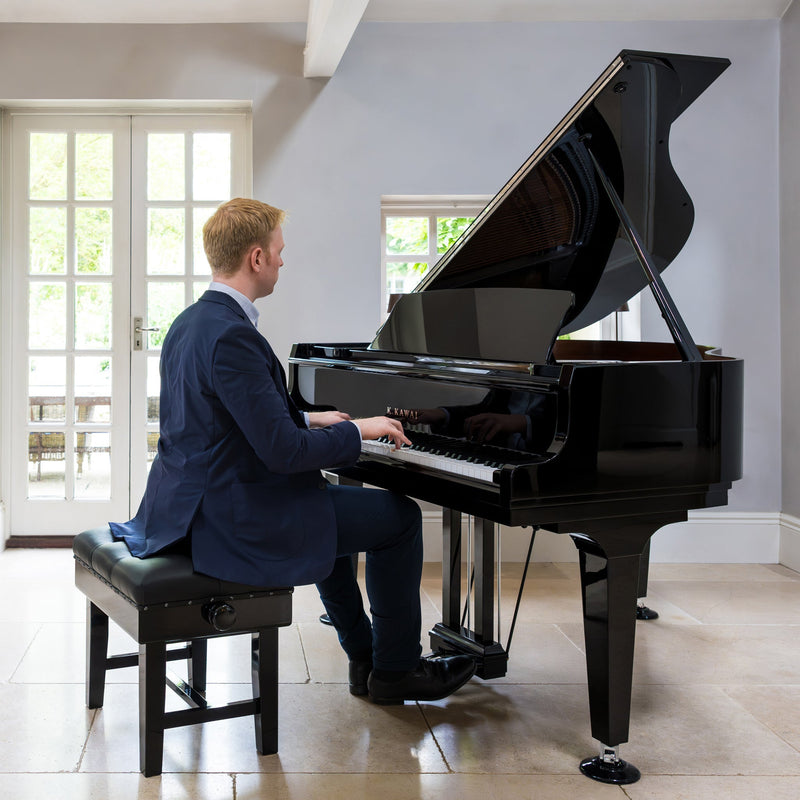 Kawai GL-10 grand piano - Polished Ebony, Chrome Fittings
