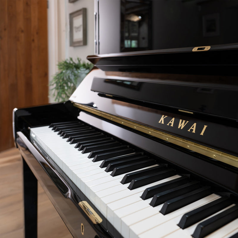 Kawai K-600 upright piano in polished ebony - Standard model