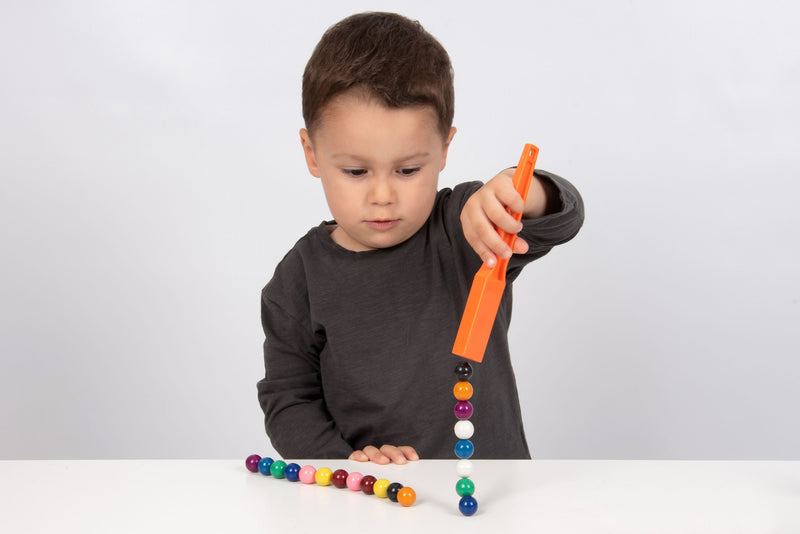 Magnetic Coloured Marbles Tub