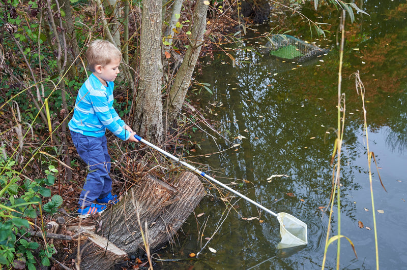 Telescopic Pond Net