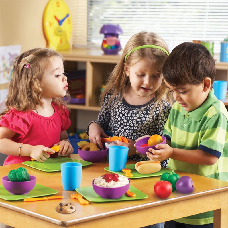 New Sprouts® Class Food Set