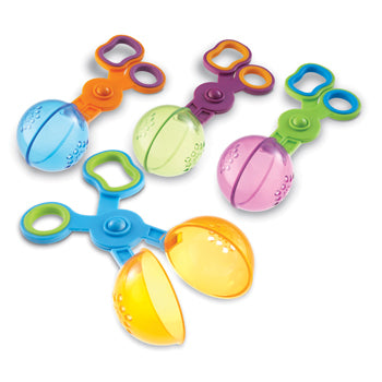 SAND AND WATER PLAY, HANDY SCOOPERS, Age 2+, Set of 4