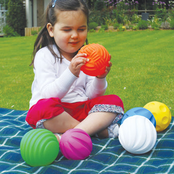 TEXTURE AND FEEL, TACTILE BALLS, Age 12 months+, Set of 6