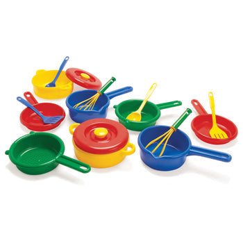 PLASTIC POTS & PANS, Age 3+, Set of 16